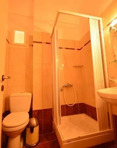 Anna Apartamento Marathias