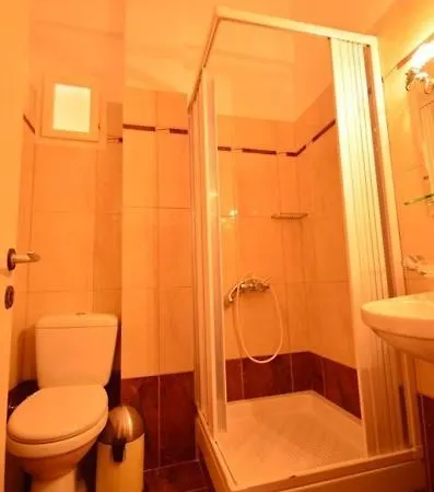 Anna דירה מרטיאס